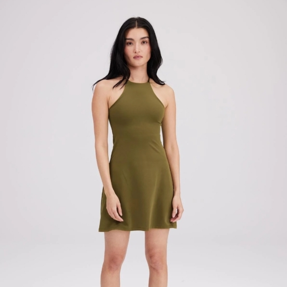 Girlfriend Collective Undress